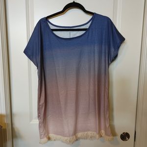 XL top. Nwot. fringe bottom. Purple blend. Pit to bottom measures 19". See pics.
